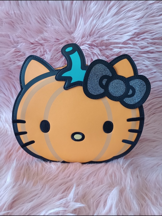 Loungefly Halloween Hello Kitty Pumpkin Crossbody Bag RARE!!! main image 6